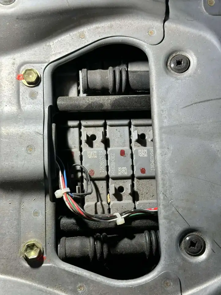 Toyota Prius (XW20) (2003 - 2009) G928047041 Аккумулятор гибридного / электрического автомобиля — фото 13
