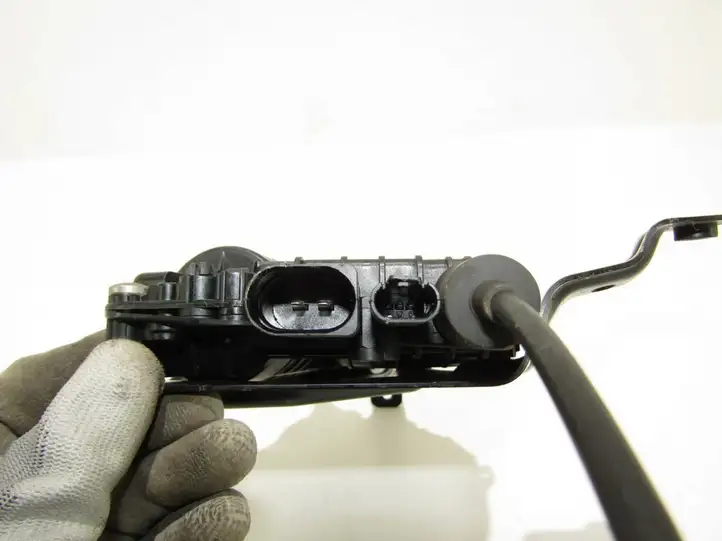 BMW 5 GT F07 (2010 - 2017)   Замок задней двери