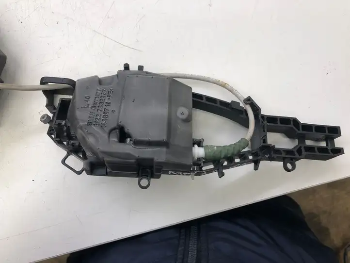BMW 3 F30 F35 F31 (2012 - 2018)   Замок задней двери