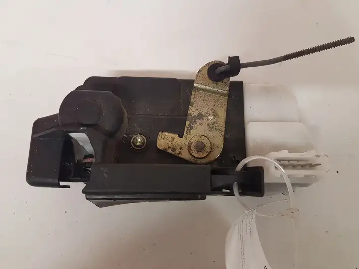 Peugeot 607 (2004 - 2010)   Замок задней двери