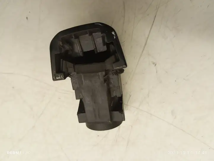 Audi Q3 8U (2011 - 2014) Наружная ручка задней двери — фото 2