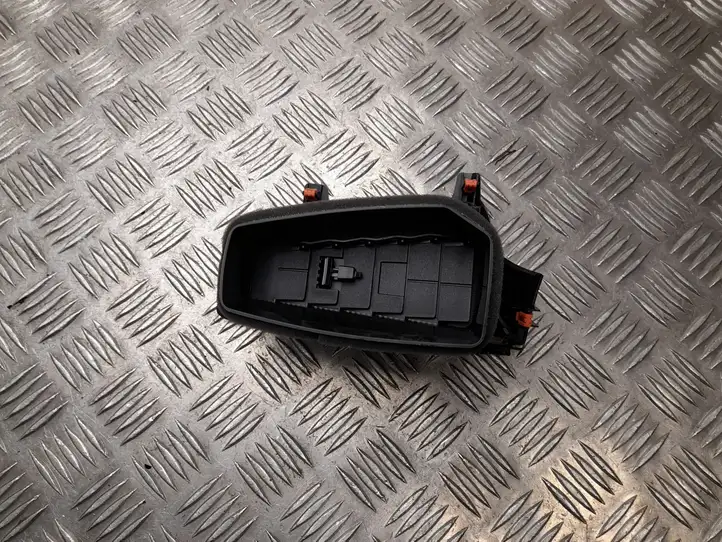 Toyota Corolla E210 E21 (2018 - ) 5565002840 Боковой воздушный дефлектор — фото 3