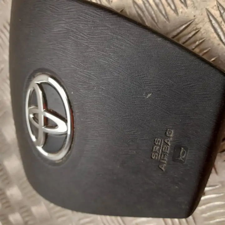 Toyota Prius+ (ZVW40) (2011 - 2018) TG10A02002 Подушка безопасности руля — фото 2