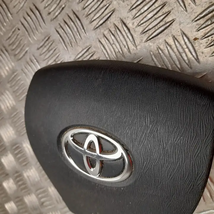 Toyota Prius+ (ZVW40) (2011 - 2018) TG10A02002 Подушка безопасности руля — фото 3