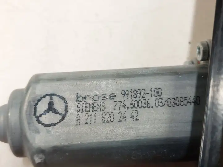 Mercedes-Benz E W211 (2002 - 2009) A2118202442 Стеклоподъемник задней двери — фото 4