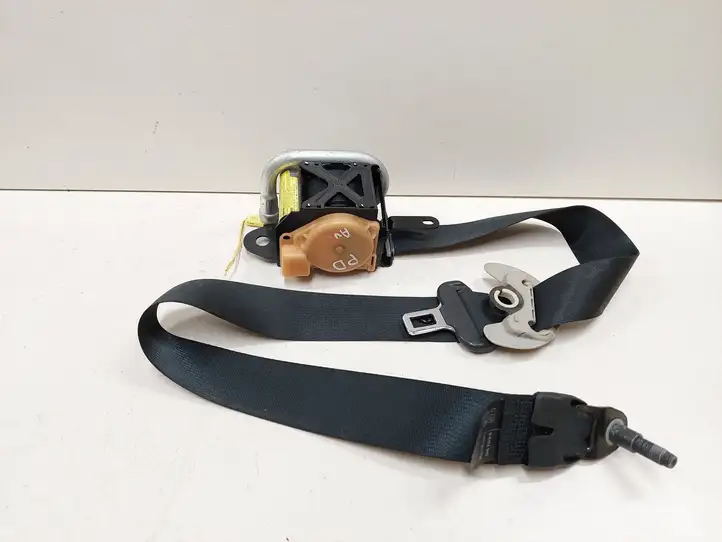 Toyota Avensis T250 (2006 - 2009)  7321005051 Передний ремень безопасности