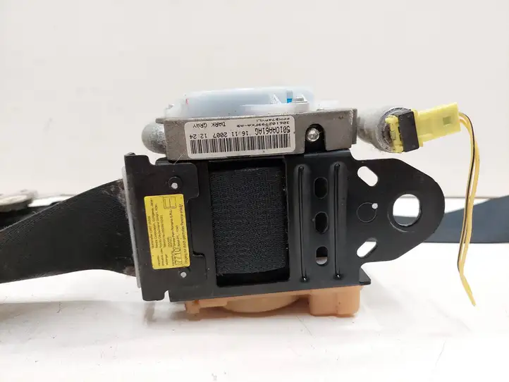 Toyota Avensis T250 (2006 - 2009)  7321005051 Передний ремень безопасности