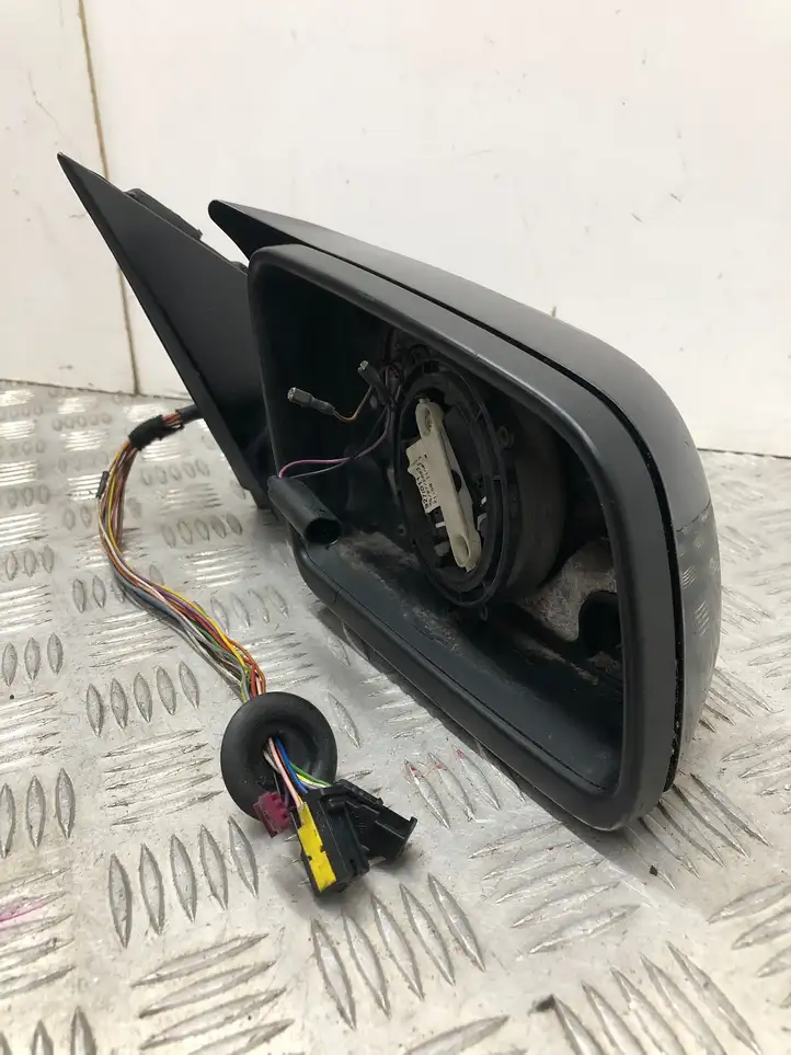 BMW 5 E60 E61 (2004 - 2010) 010748 Боковое зеркало с электроприводом — фото 1