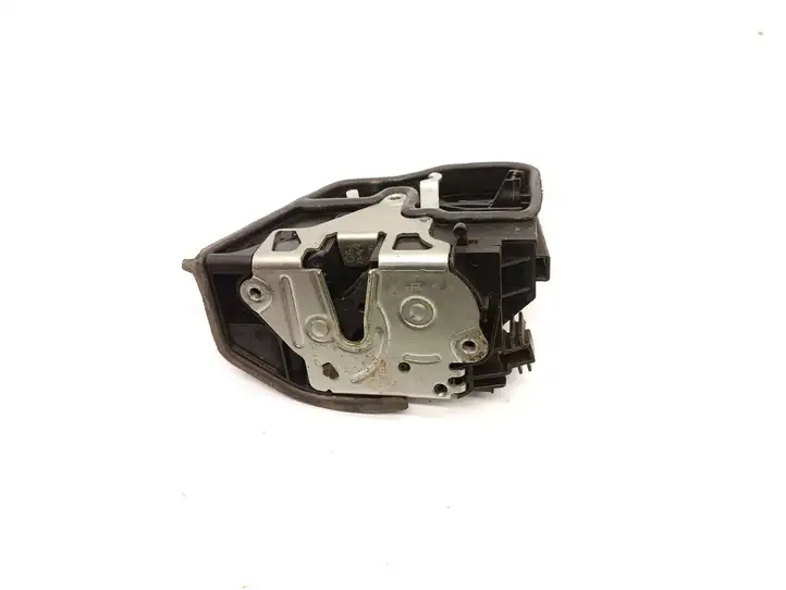 BMW 5 E60 E61 (2004 - 2010) 7202147 Замок задней двери — фото 1