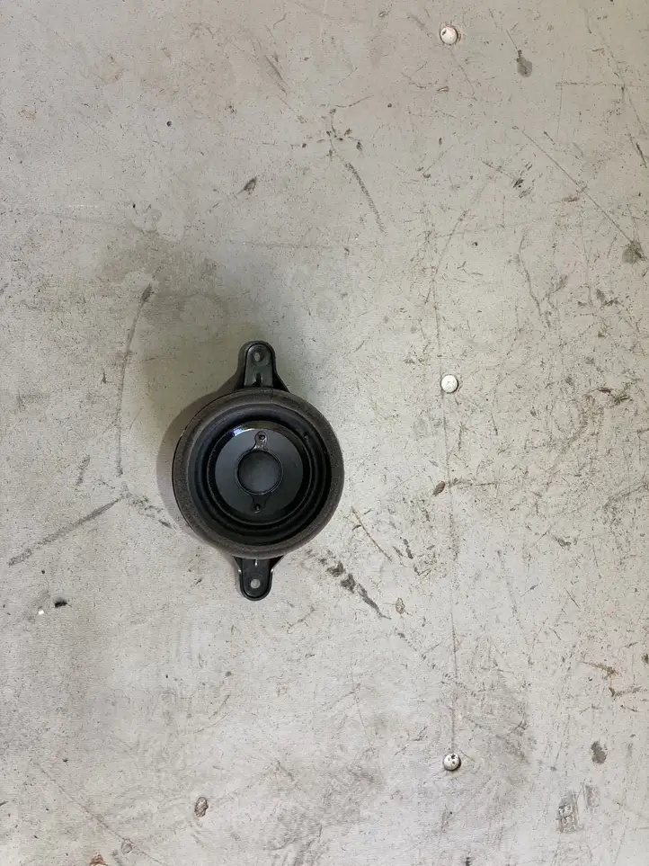 Audi A6 (2014 - 2018)   Громкоговоритель (громкоговорители) в передних дверях