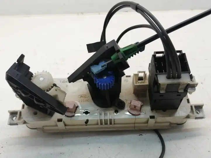 Ford Transit (2000 - 2006)  98VW18578AA Управление климат контролем