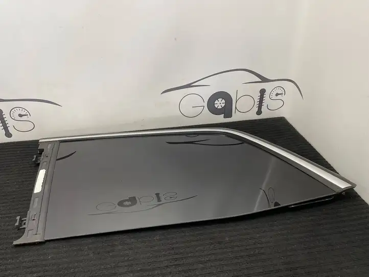 Mercedes-Benz GL X166 (2013 - 2019) A1666700150 Заднее боковое стекло — фото 1