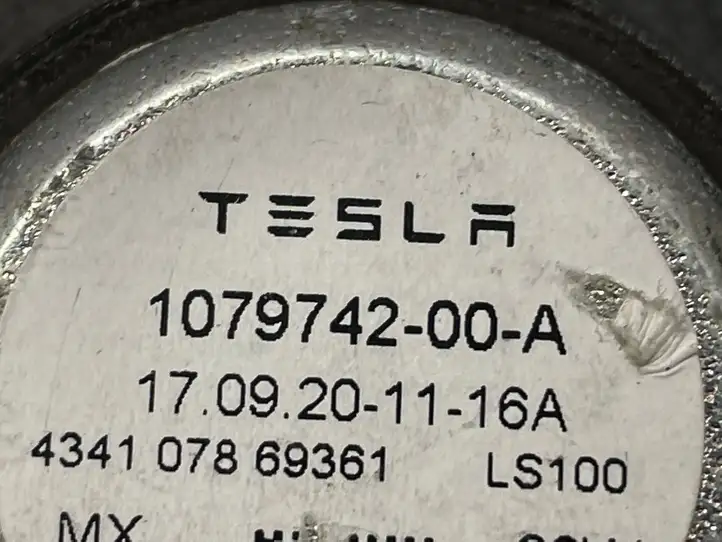 Tesla Model Y (2019 - 2024) 107974200A Динамики передних дверей — фото 5