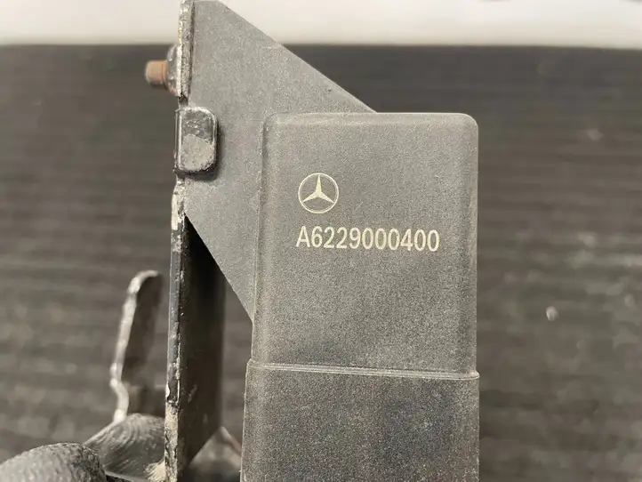 Mercedes-Benz Vito W447 (2014 - ) A6229000400 Реле накала свечей — фото 5