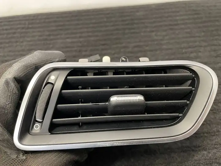 Porsche 911 991 (2011 - 2019) 99155213100 Боковой воздушный дефлектор — фото 9