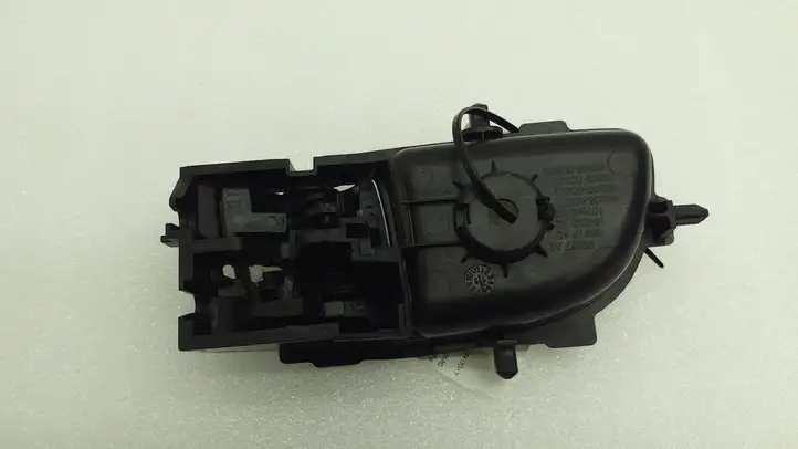 Toyota Aygo AB40 (2014 - 2018) 692050D271 Внутренняя ручка двери — фото 4