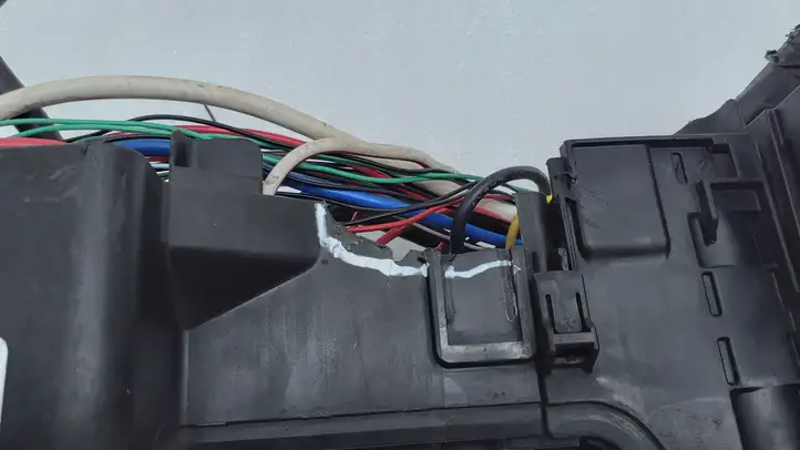 Toyota Aygo (2014 - 2018)  821110HP30A Блок предохранителей