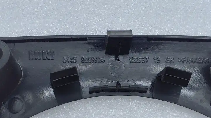 Mini One Cooper F56 F55 (2012 - 2022) 9288924 Воздушная решетка панели — фото 3