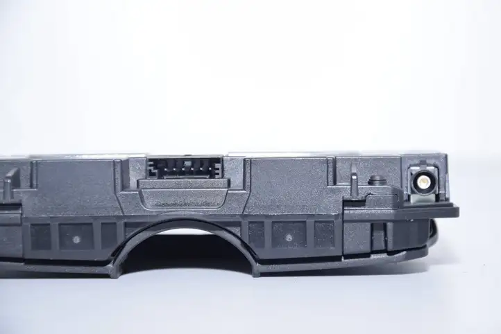BMW 7 G11 G12 (2015 - 2022) 8782147 Модуль беспроводной зарядки — фото 2