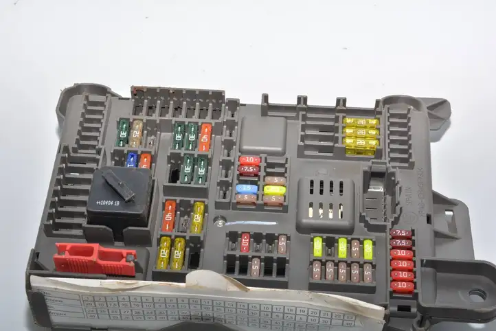 BMW X5 E70 (2006 - 2013)  6931687 Блок предохранителей