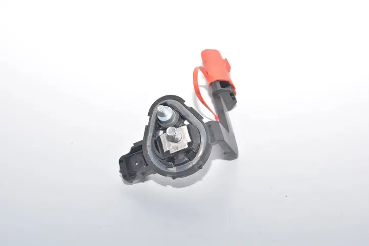 BMW 3 E90 E91 (2005 - 2012) 9144884 Плюсовой провод аккумулятора — фото 1