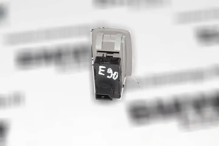 BMW 3 E90 E91 (2005 - 2012) 6945875 Кнопка стеклоподъемников — фото 2