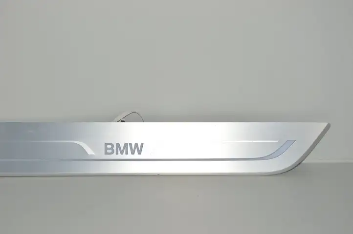 BMW 7 G11 G12 (2015 - 2022) Внутренняя отделка переднего порога — фото 3