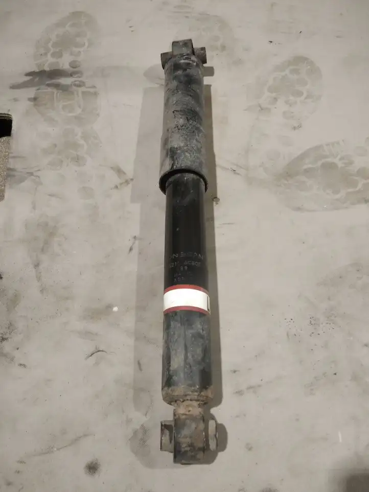 Nissan X-Trail T32 (2014 - 2021)  552104CB0B Задний амортизатор с пружиной