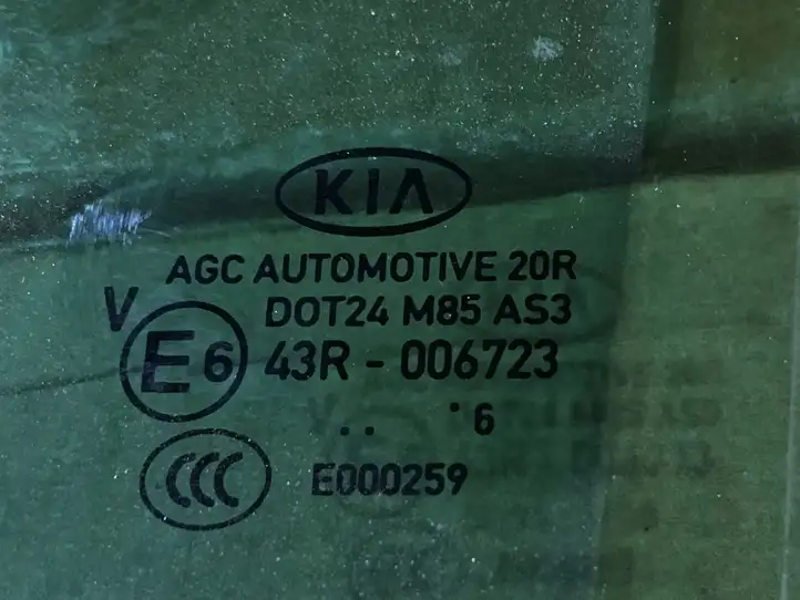 Kia Sportage (2016 - 2018) 43R006723 Стекло задней двери — фото 3