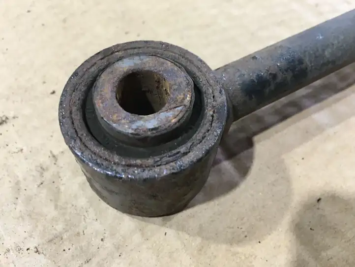 Hyundai i30 (2007 - 2012)   Рычаг