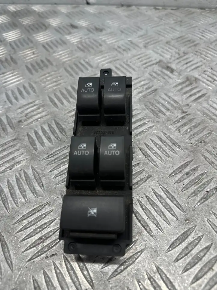Opel Antara (2011 - 2017) 202007455 Кнопка стеклоподъемников — фото 1