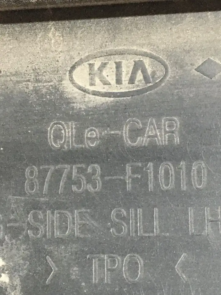Kia Sportage (2016 - 2018) 87753F1010 Порог кузова — фото 4