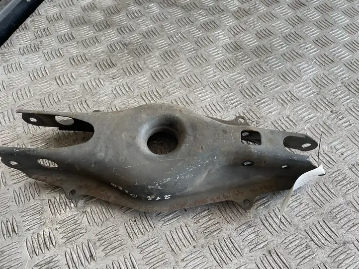 Mercedes-Benz E W212 (2009 - 2016)   Вилы