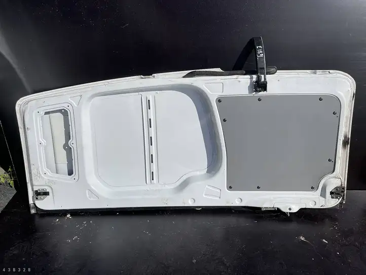 Mercedes-Benz Sprinter W906 (2006 - 2018) Задняя дверь — фото 4