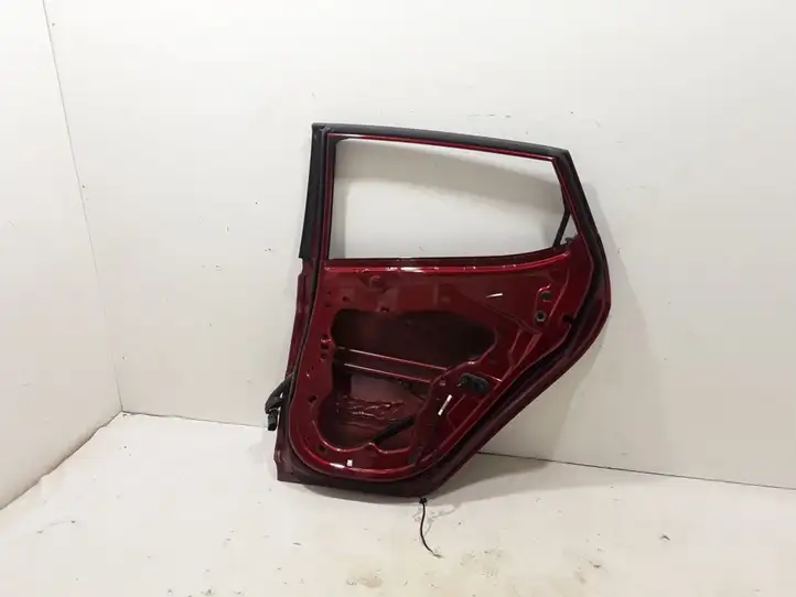 Ford Fiesta (2017 - ) H1BBA24704AB Задняя дверь — фото 3