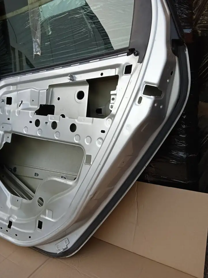 Renault Scenic II - Grand scenic II (2006 - 2009) Задняя дверь — фото 4