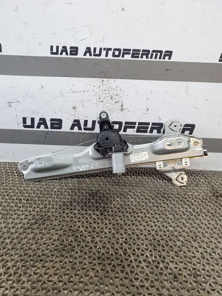 Nissan Qashqai (2013 - 2017)  827004EA0A Передний комплект электрического механизма для подъема окна