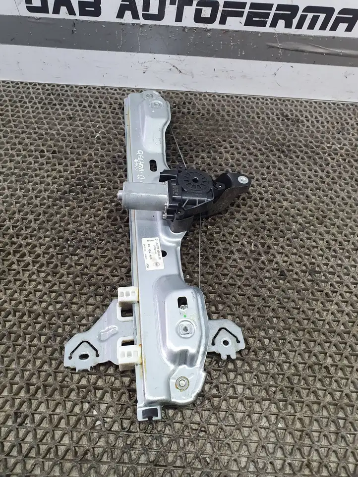 Nissan Qashqai (2013 - 2017)  827004EA0A Передний комплект электрического механизма для подъема окна