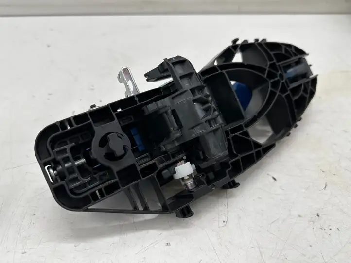 Ford Puma (2019 - ) Наружная ручка задней двери — фото 3