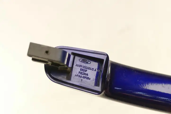 Ford Kuga II (2013 - 2019)  AM51U22404 Наружная ручка