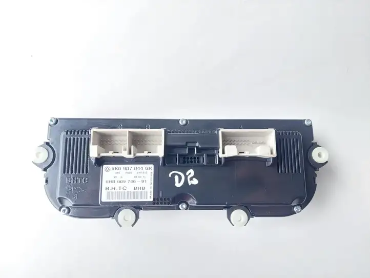 Volkswagen Tiguan (2011 - 2016)  5K0907044GK Блок управления кондиционера воздуха / климата/ печки (в салоне)