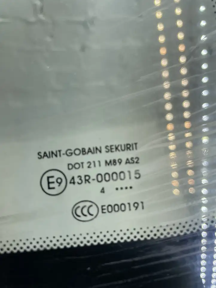 Citroen Berlingo (2012 - 2015)  43R000015 Заднее боковое стекло кузова