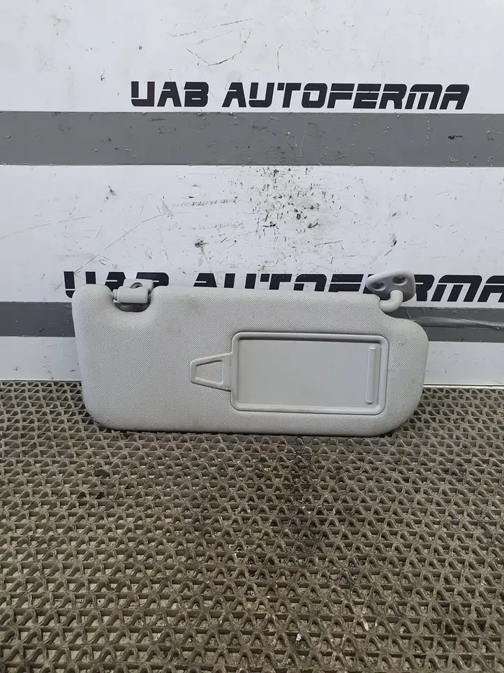 Hyundai ix35 (2009 - 2013) Солнцезащитный козырек — фото 1