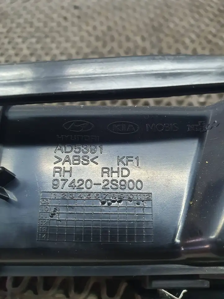 Hyundai ix35 (2009 - 2013) 974202S900 Боковой воздушный дефлектор — фото 7