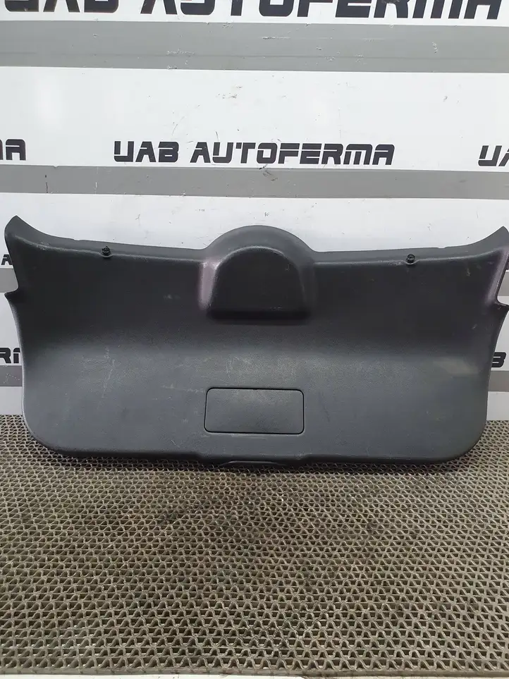 Nissan Juke I F15 (2010 - 2018) 909011KB0A Боковая обшивка багажника — фото 1