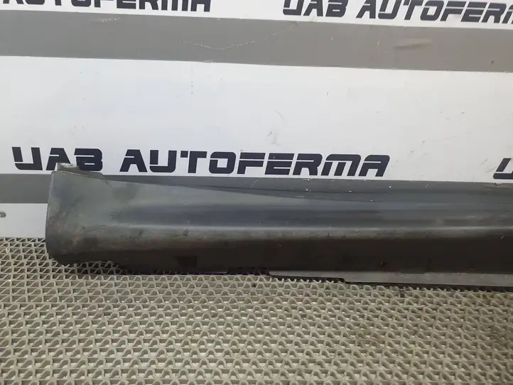 Nissan Juke I F15 (2010 - 2018) 768511KA6A Порог кузова — фото 4