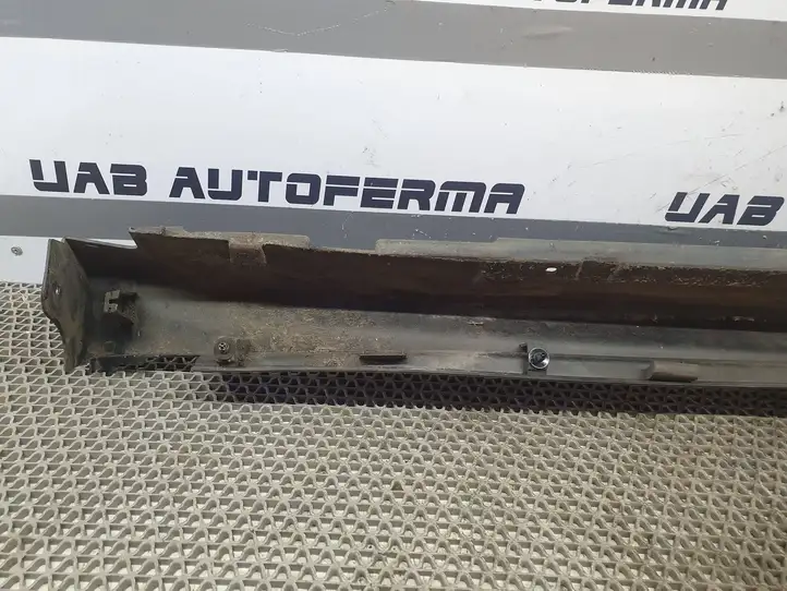 Nissan Juke I F15 (2010 - 2018) 768511KA6A Порог кузова — фото 9