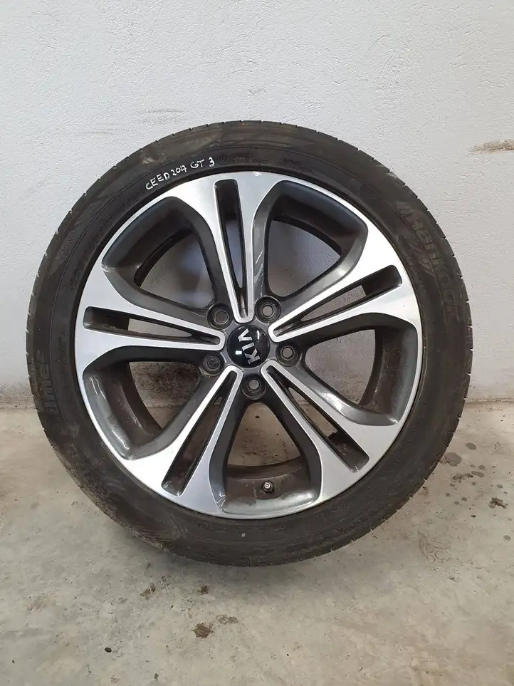 Kia Ceed (2015 - 2018) 52910A2630 Легкосплавный колесный диск R17 — фото 1
