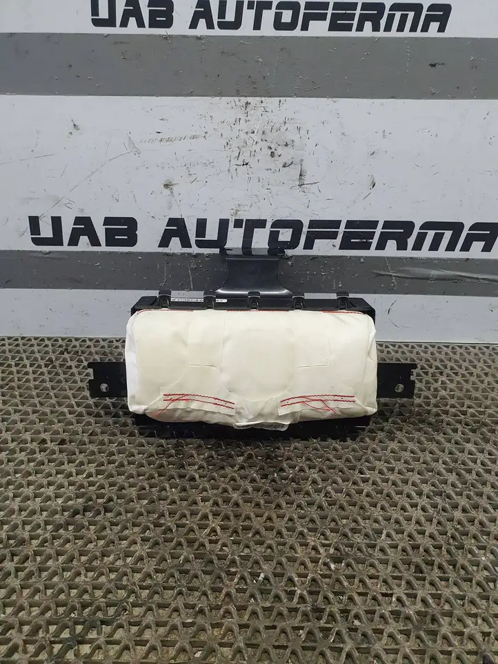 Kia Ceed (2015 - 2018) 845303X000 Подушка безопасности пассажира — фото 1