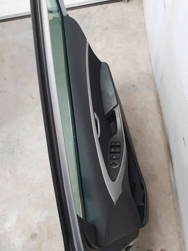 Hyundai i30 (2015 - 2017) Дверь — фото 3